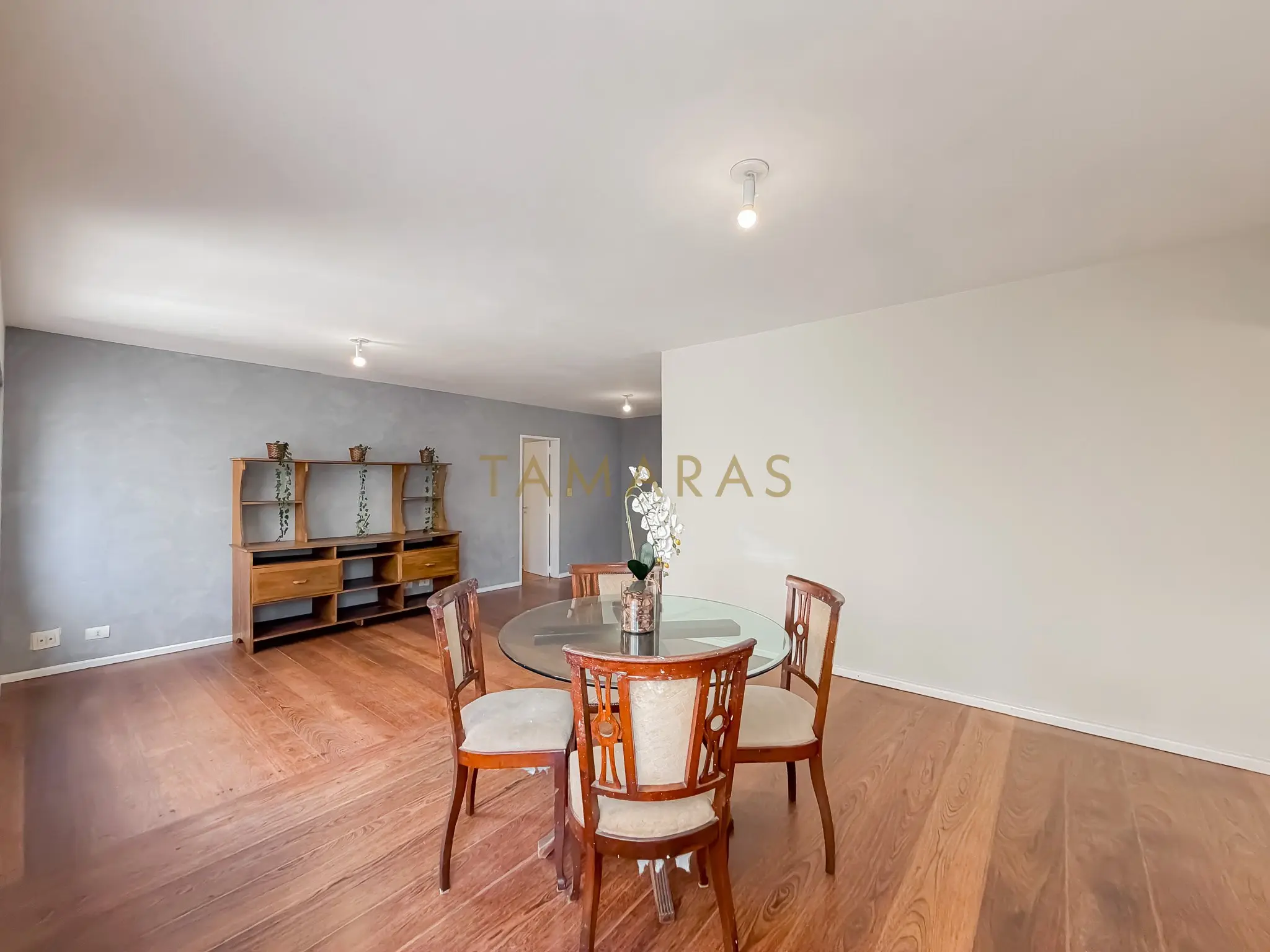 1776266602-38011-04_imagem_04