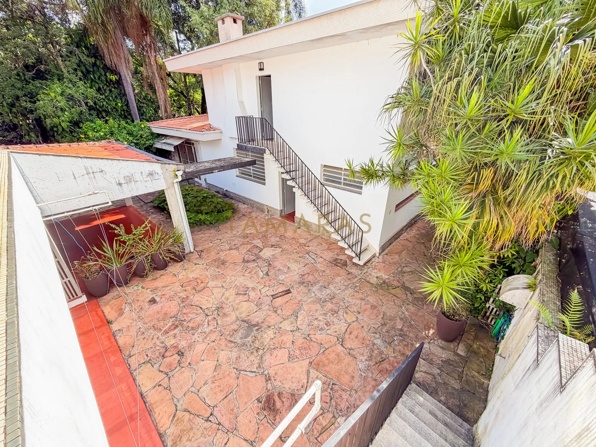 1776183192-38539-01_imagem_01