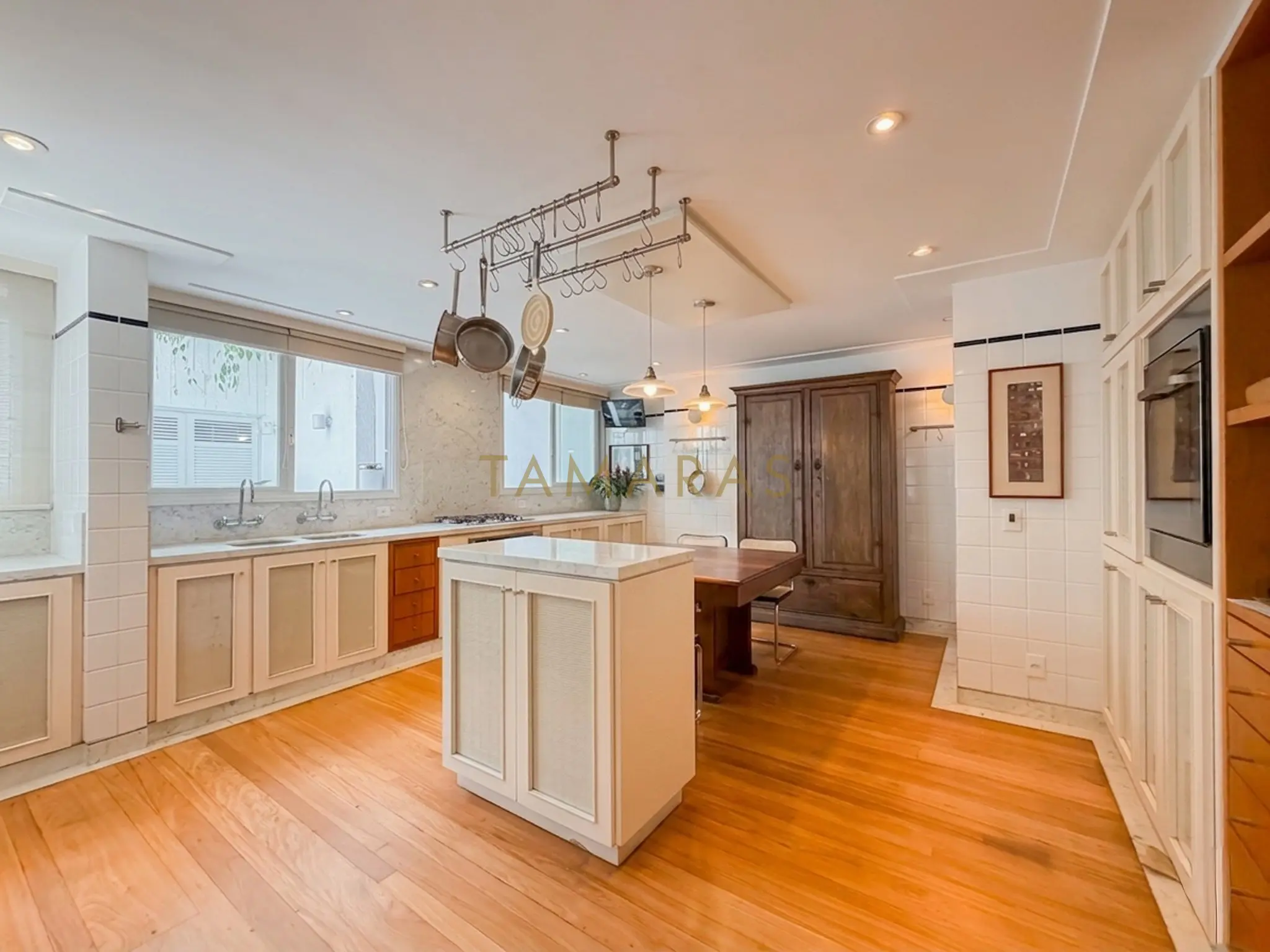 1776445822-39475-02_imagem_02