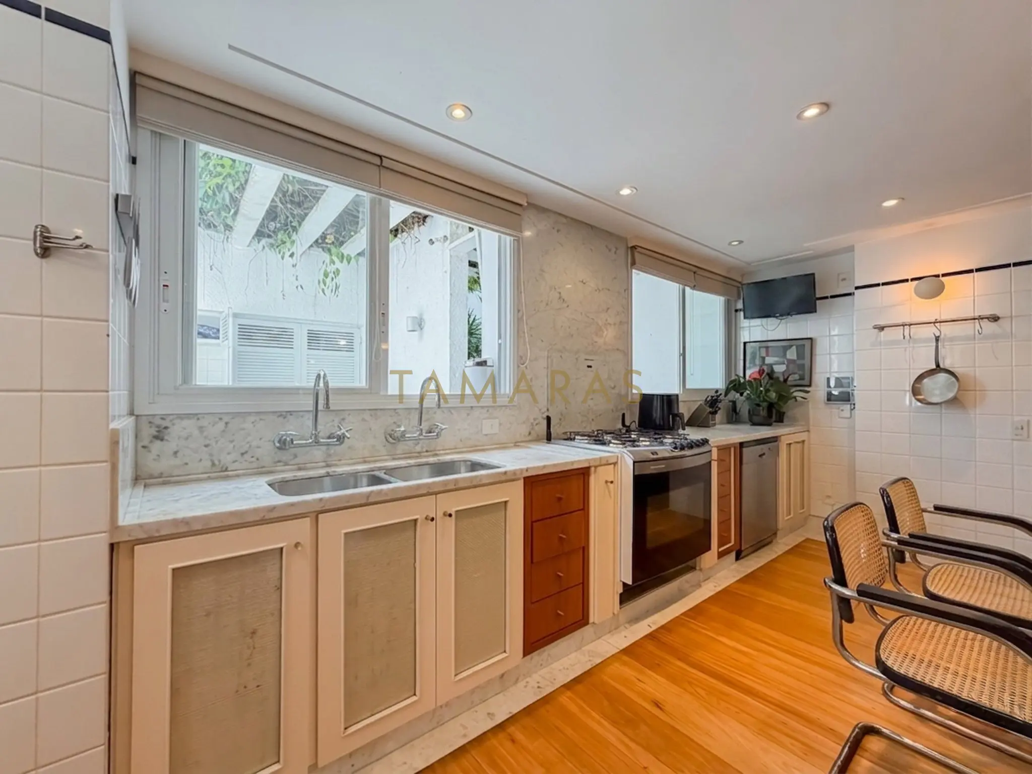 1776445822-67339-03_imagem_03