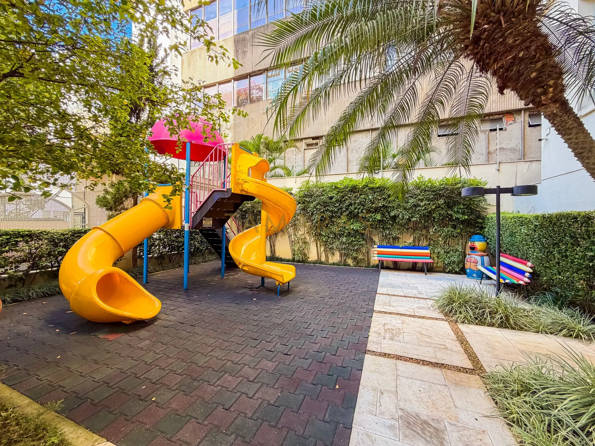 1776439157-60729-01_imagem_01