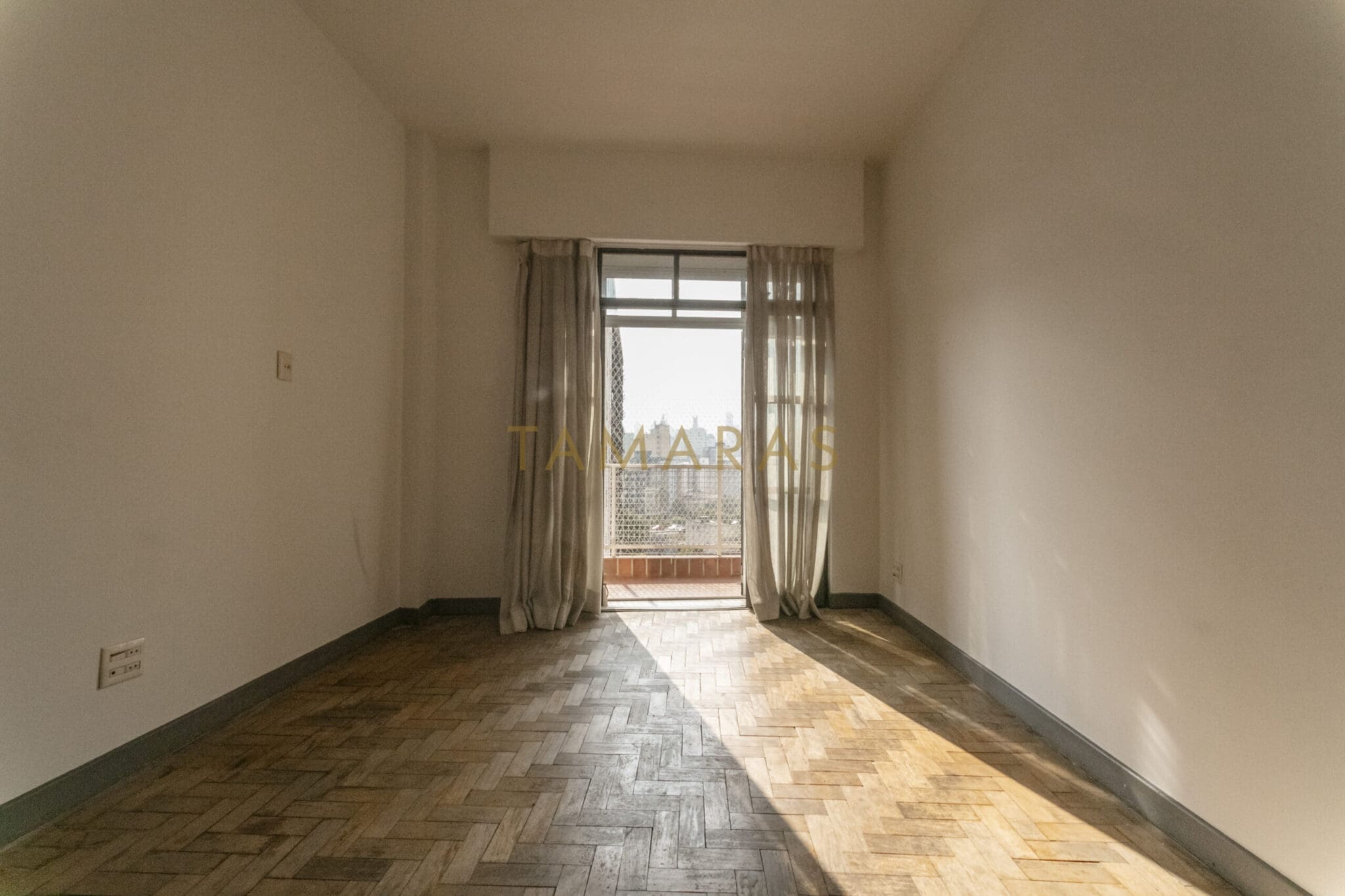 1763080210-82419-03_imagem_03