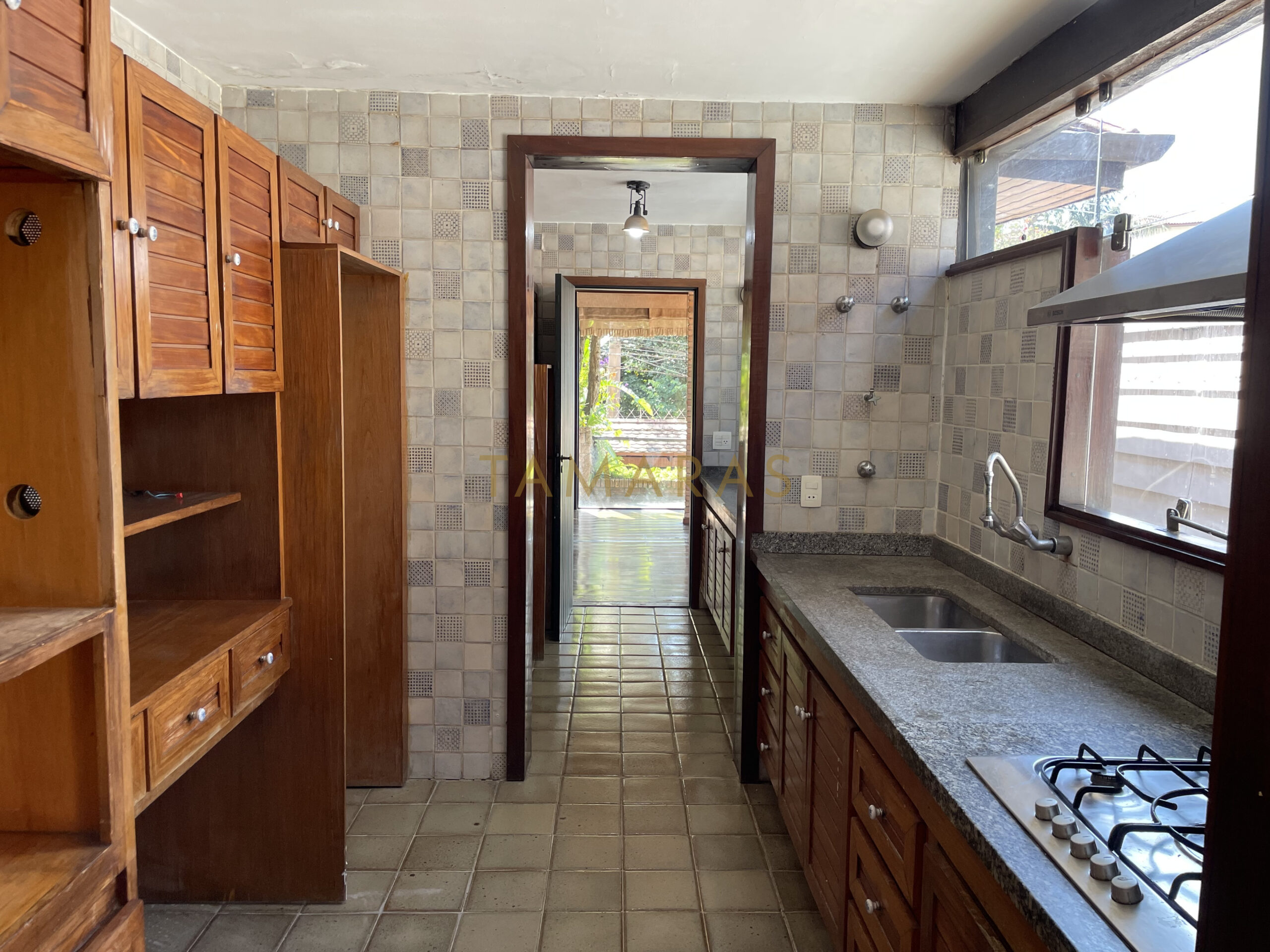 1768428905-74173-03_imagem_03