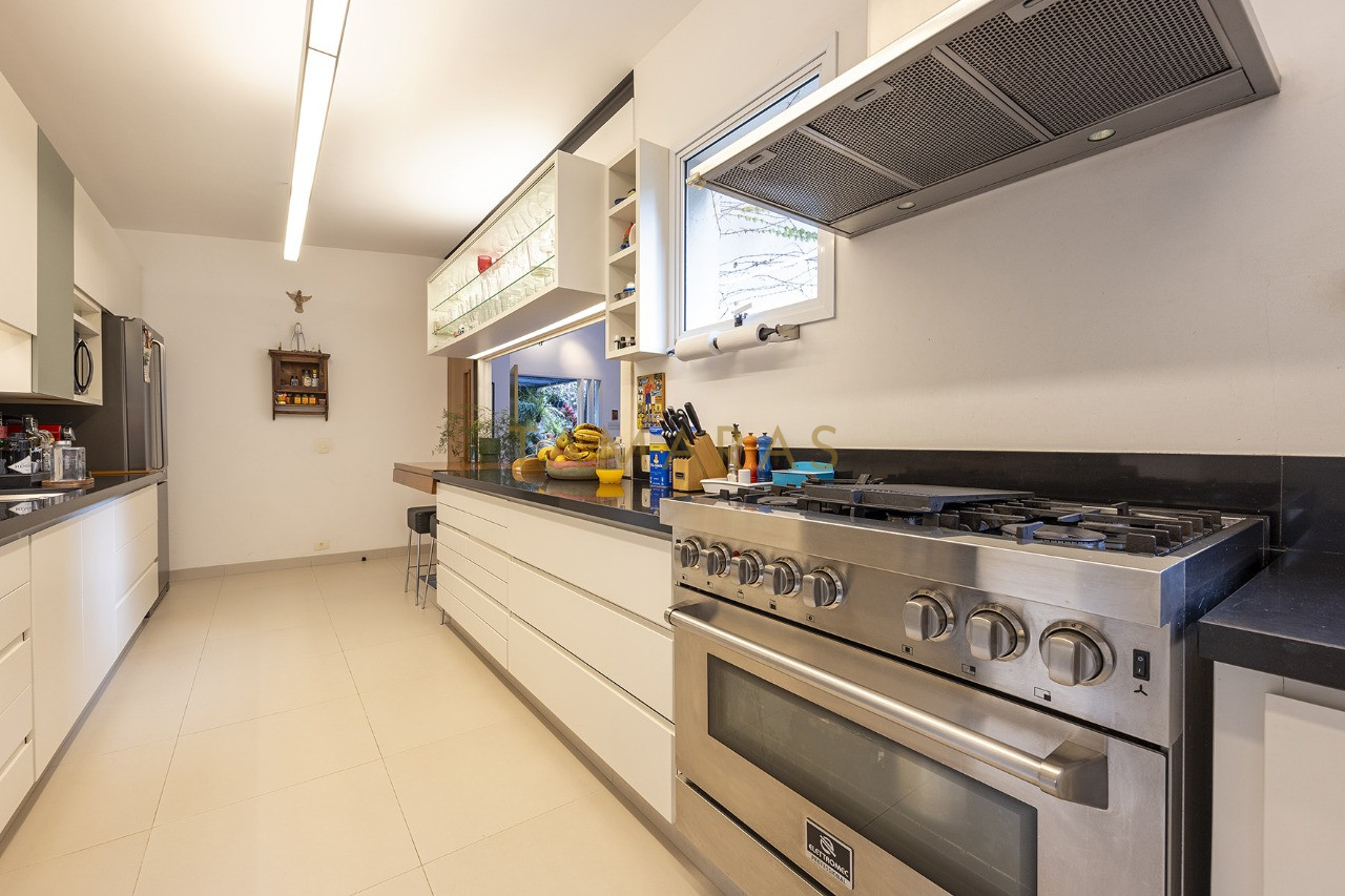 1763755351-37367-01_imagem_01