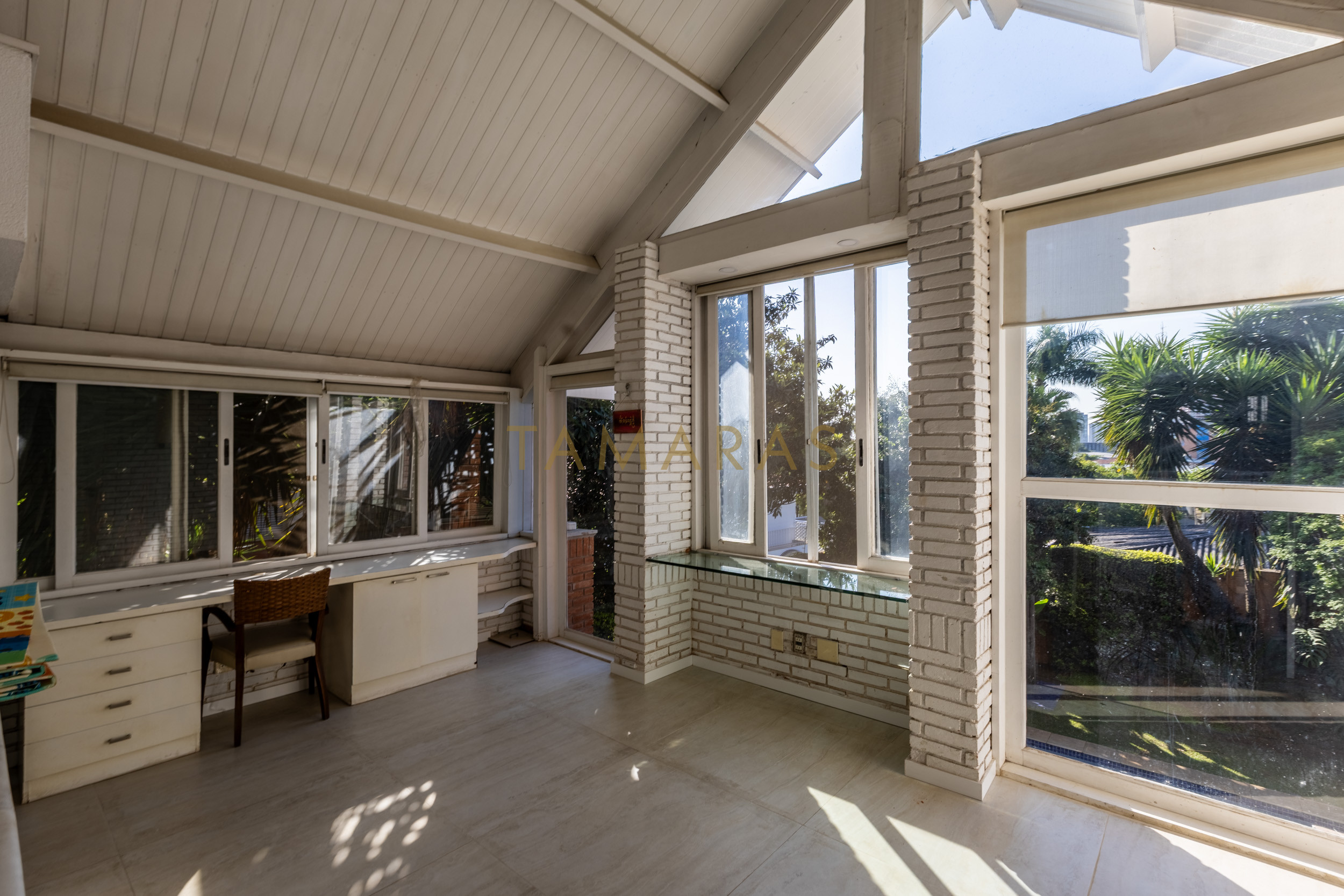 1764098324-33144-05_imagem_05