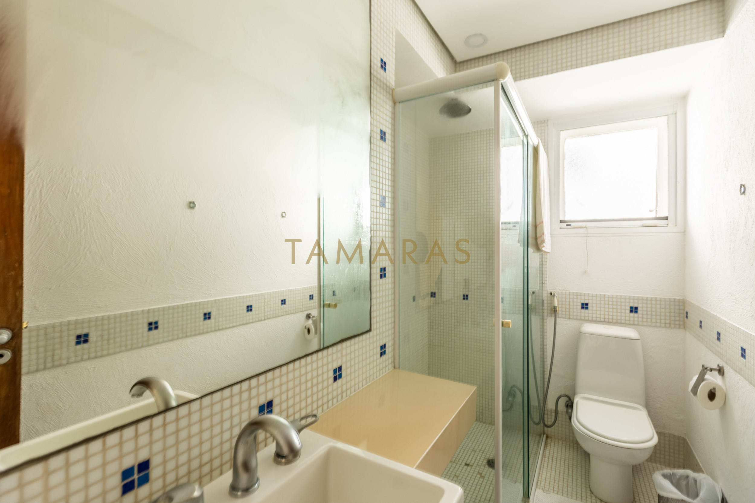 1764098324-48800-01_imagem_01