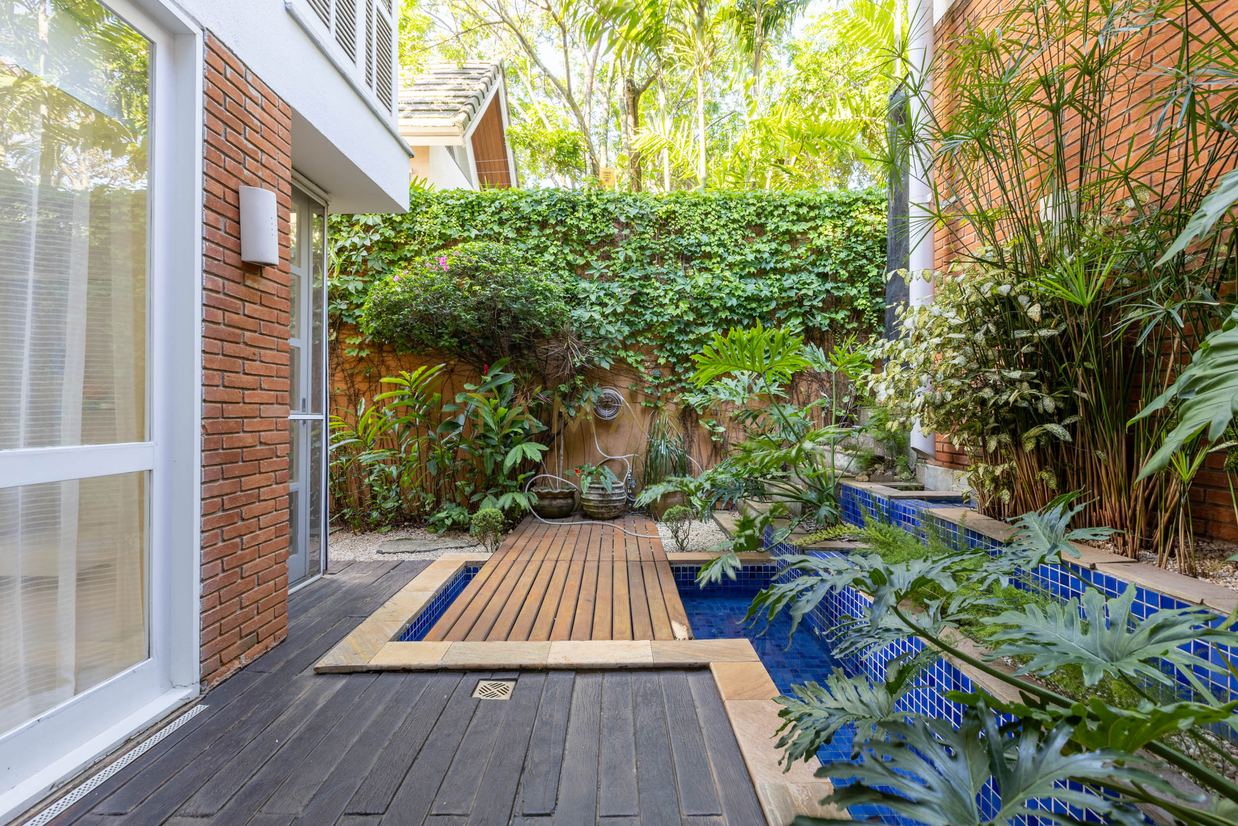 1764098324-60747-03_imagem_03