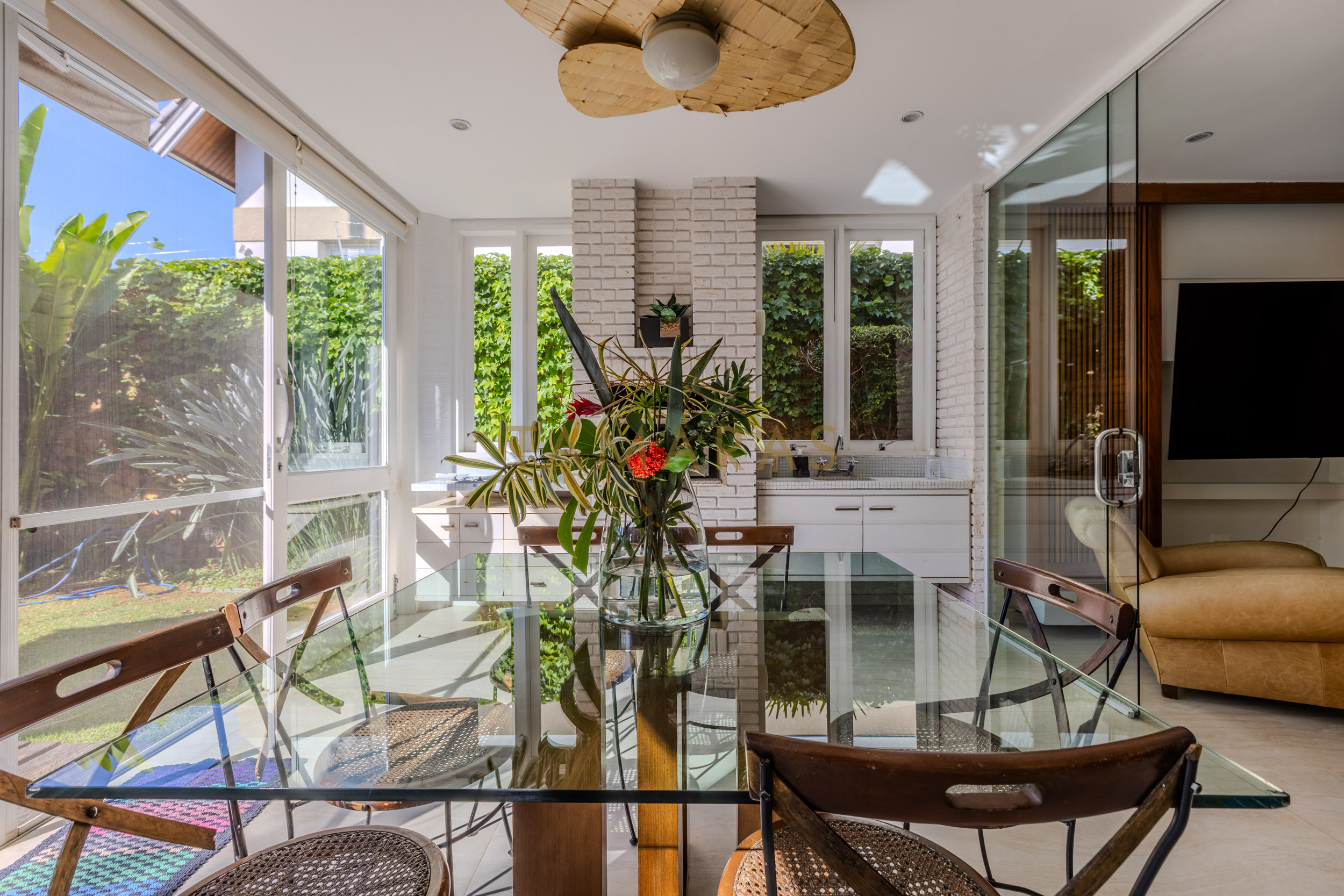 1764098324-66216-04_imagem_04