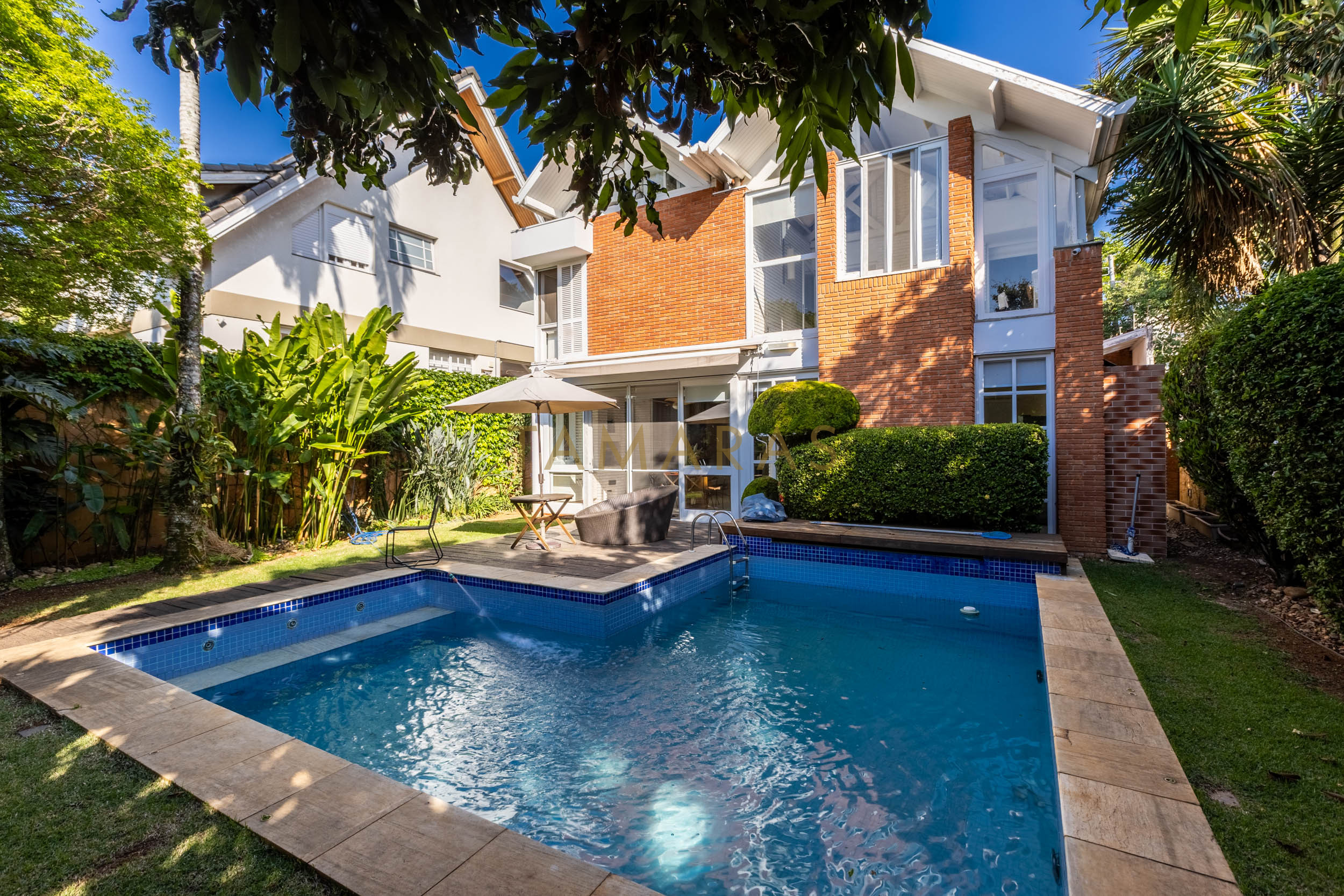 1764098324-81884-01_imagem_01